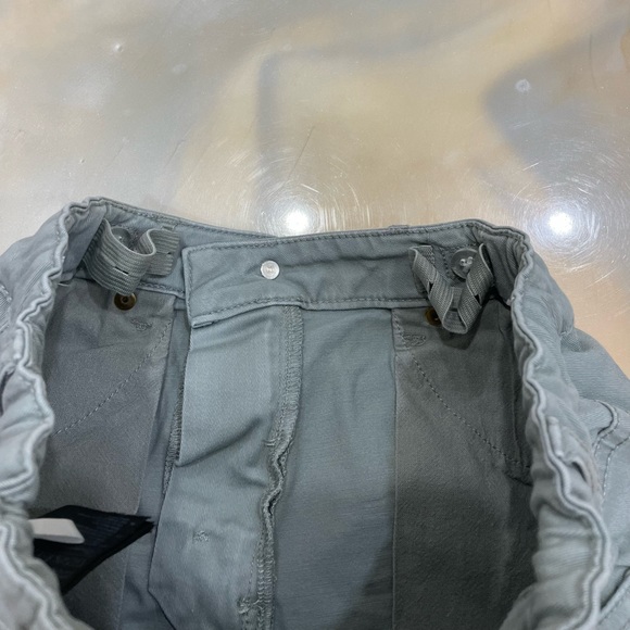 Camouflage green raw egged shorts. - Picture 4 of 4